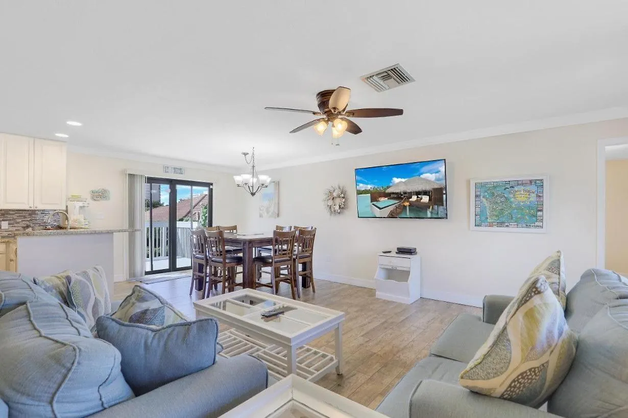864 Swan Drive Marco Island