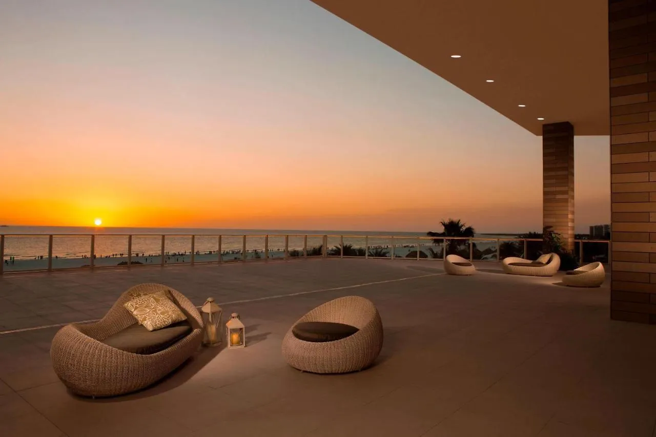 Resort Jw Marriott Beach