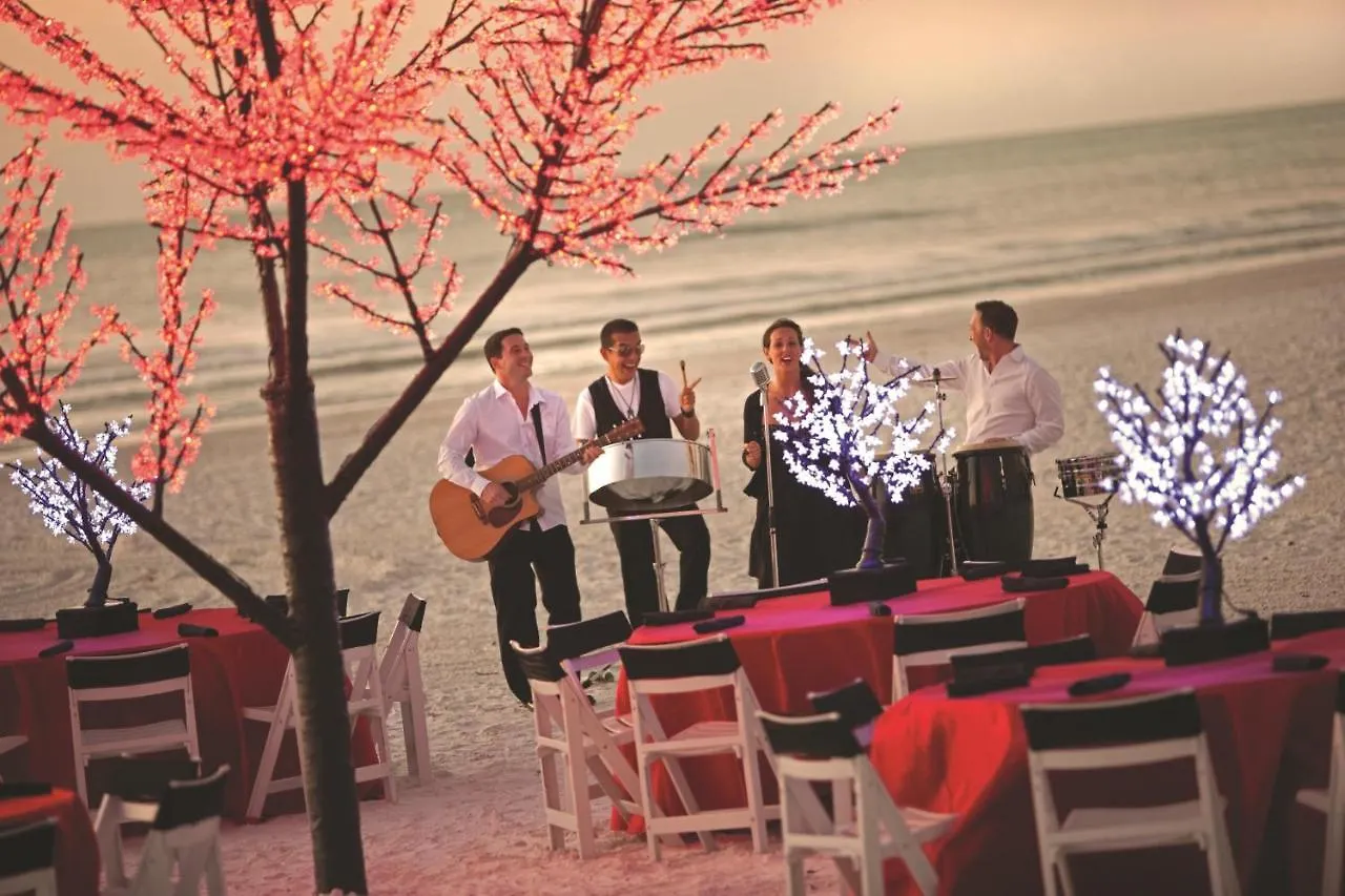 Resort Jw Marriott Beach