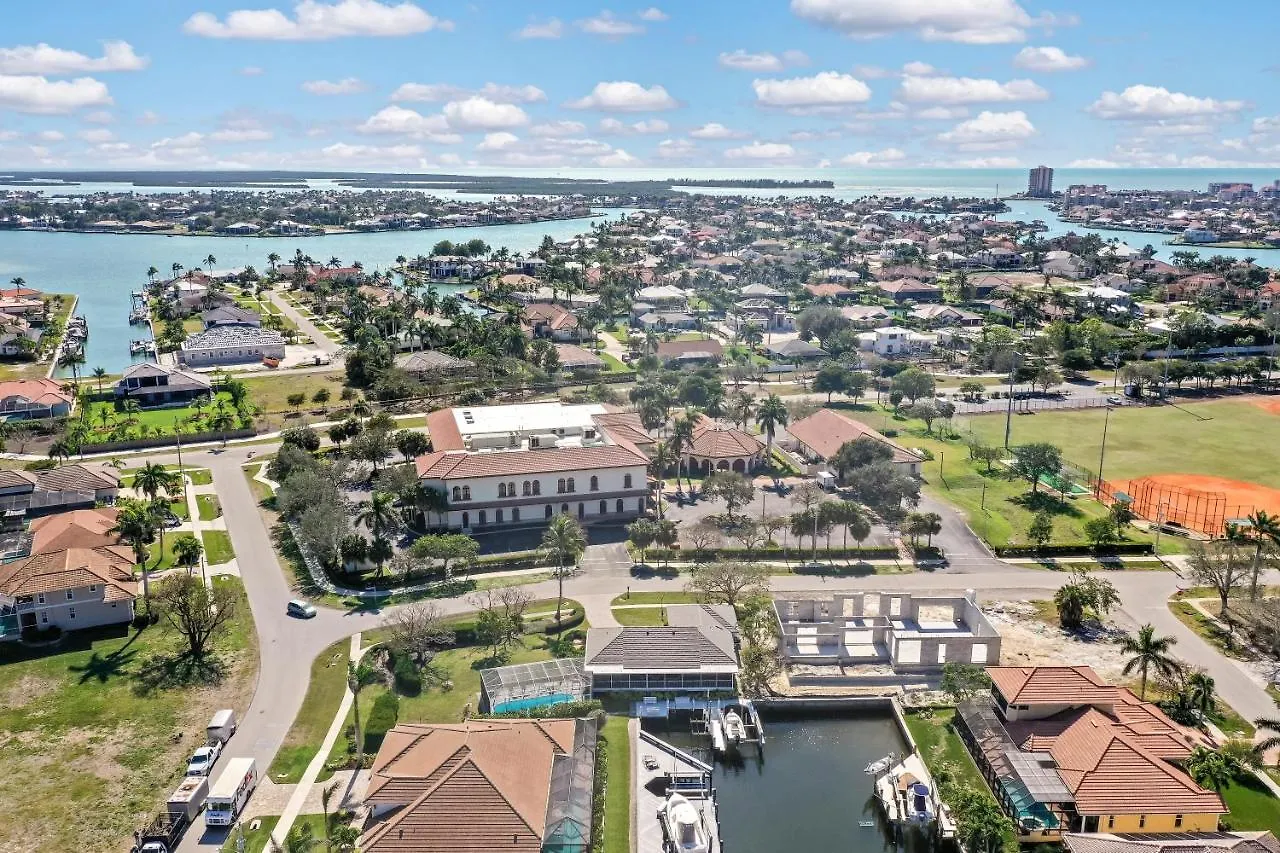 1414 Auburndale Avenue Holiday home *