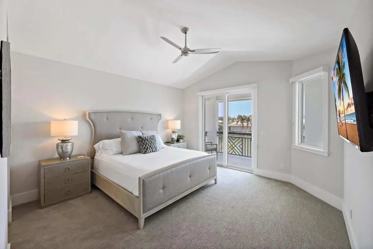 1153 Whiteheart Court * Marco Island