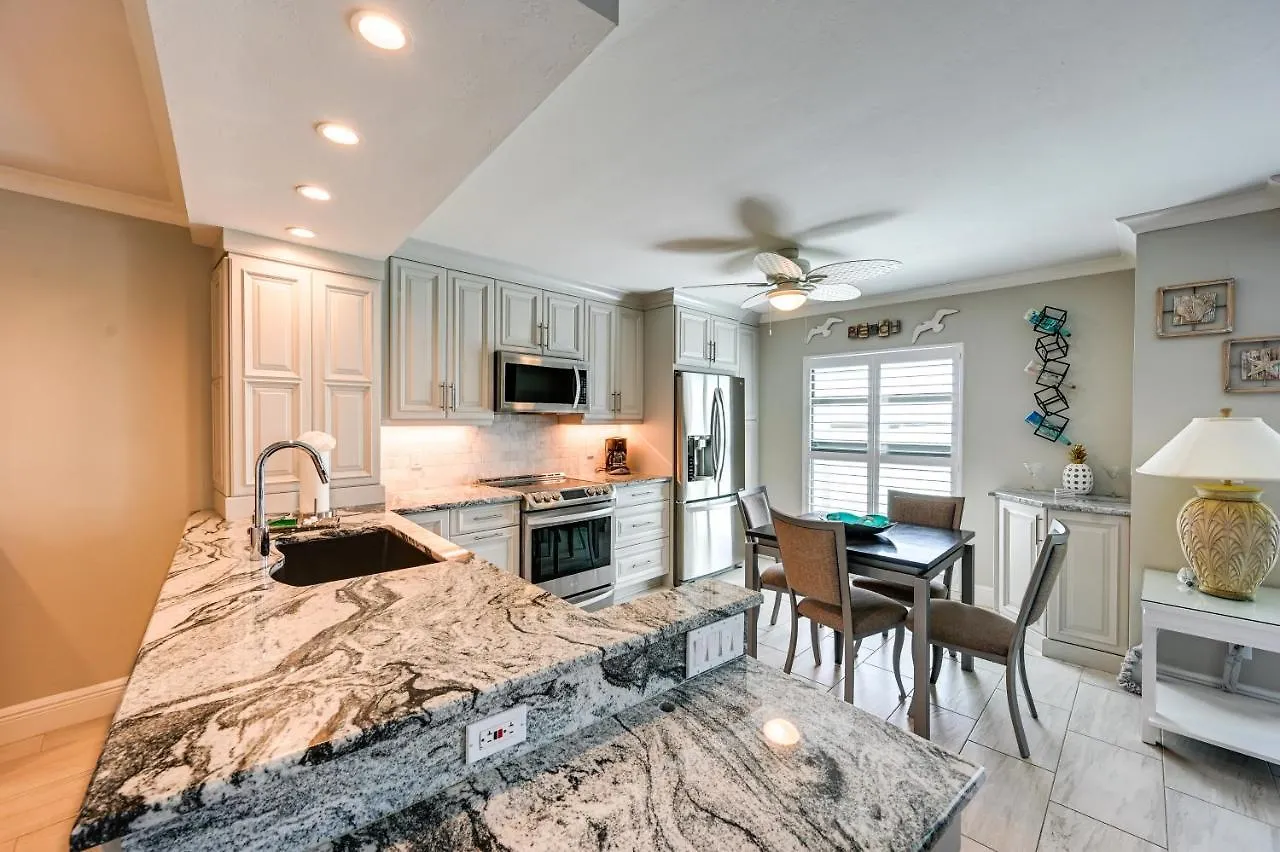Coastal With Club Amenities! Marco Island