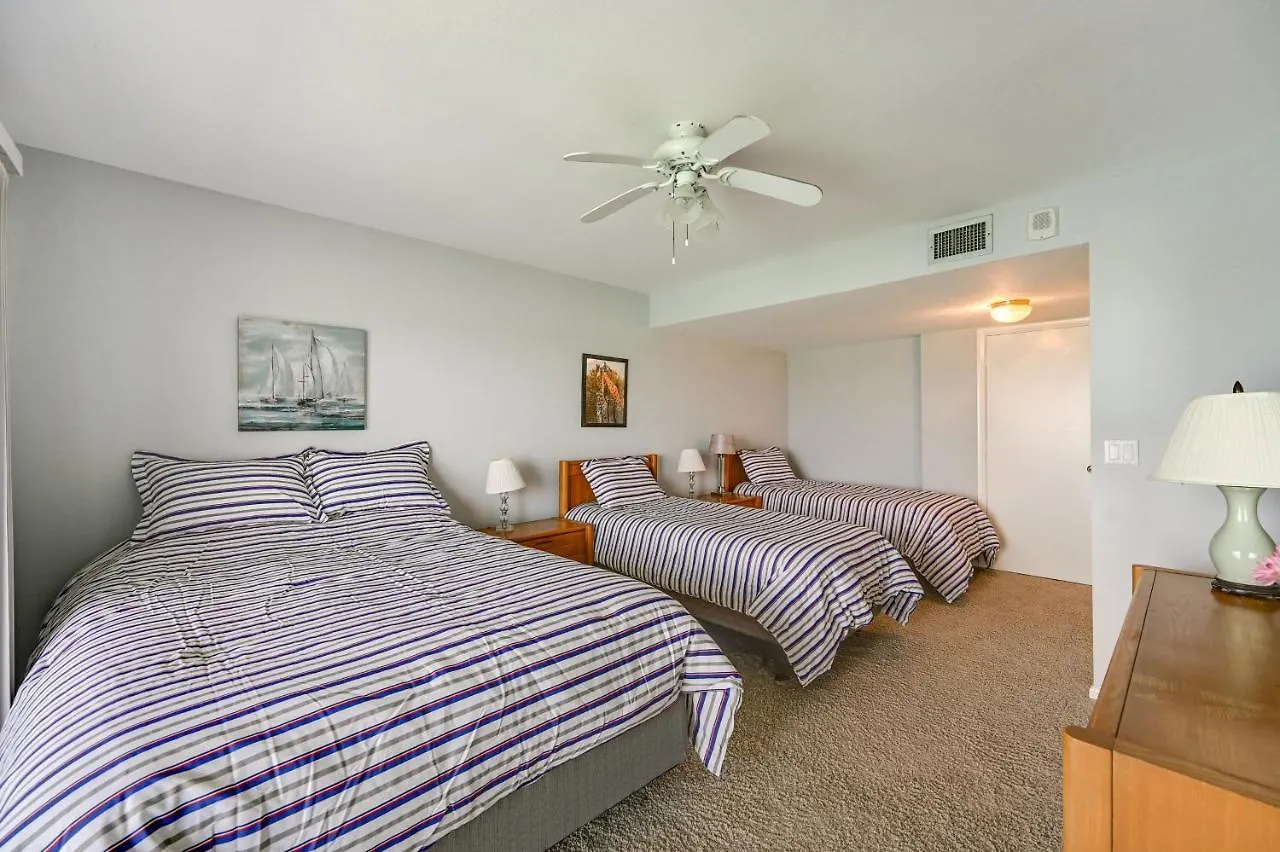 With Resort-style Amenities! Apartment *