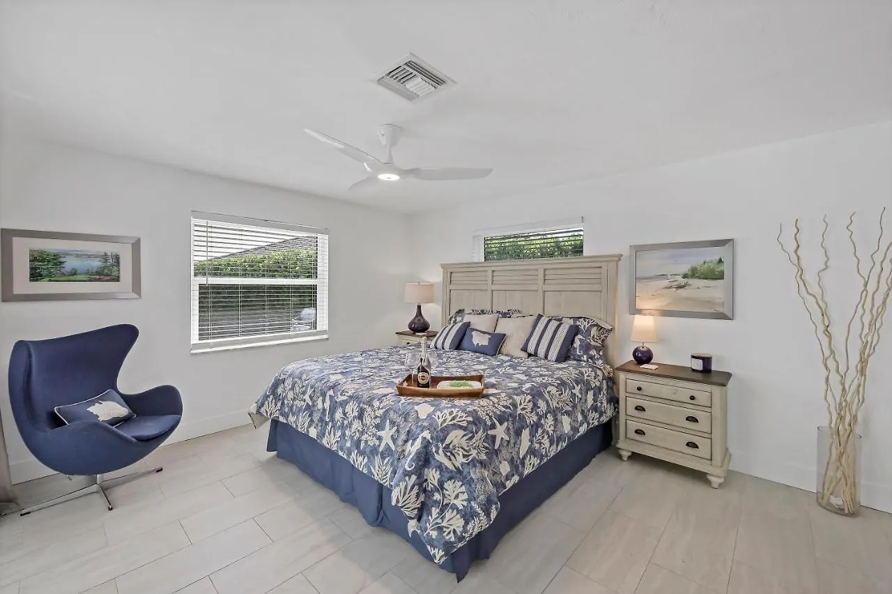 Holiday home 1111 Edington Place