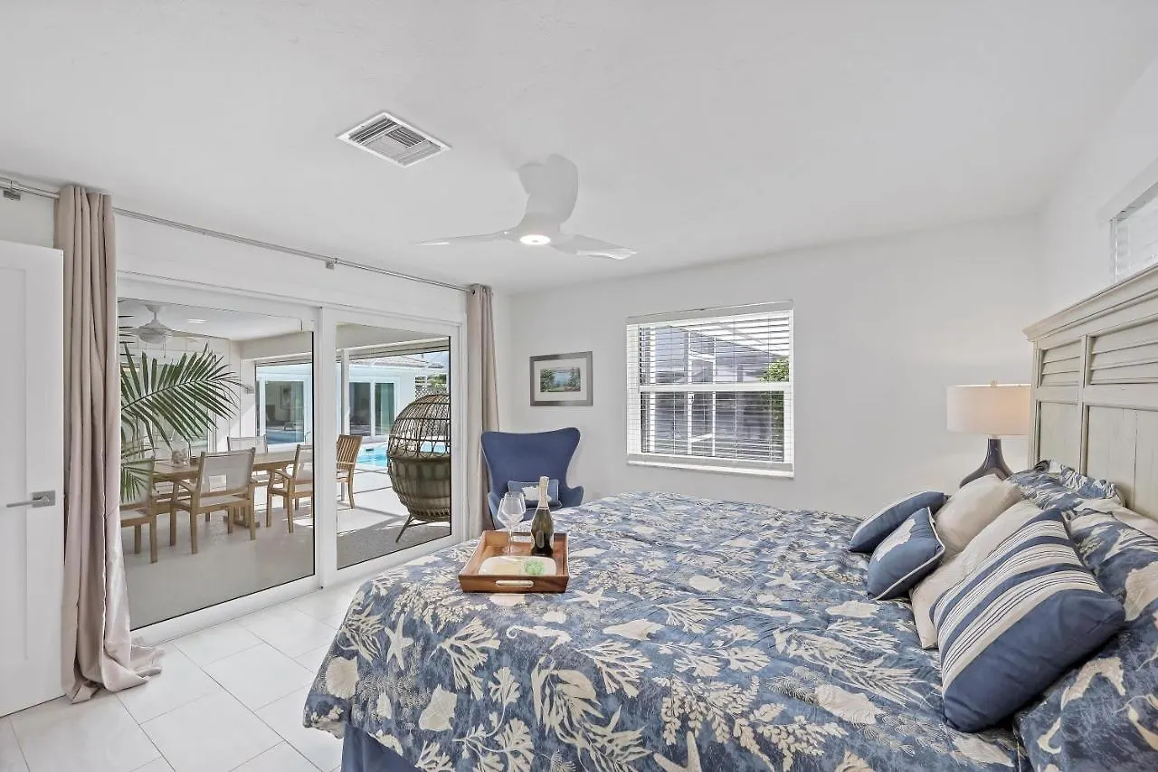 1111 Edington Place