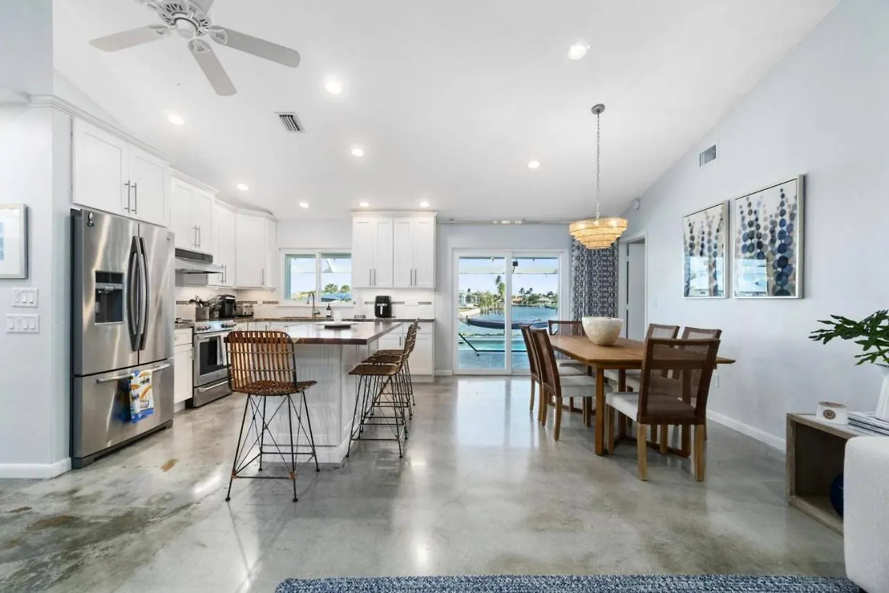 Holiday home Rose Court Pool With Dock Marco Island