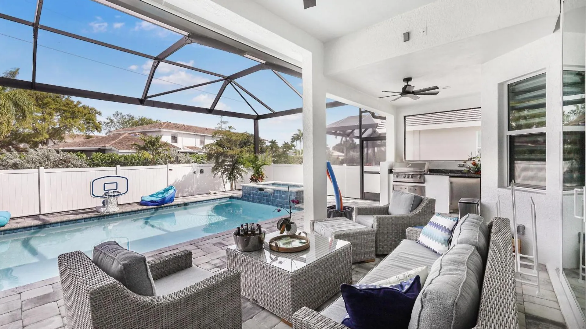 139 South Heathwood Drive *