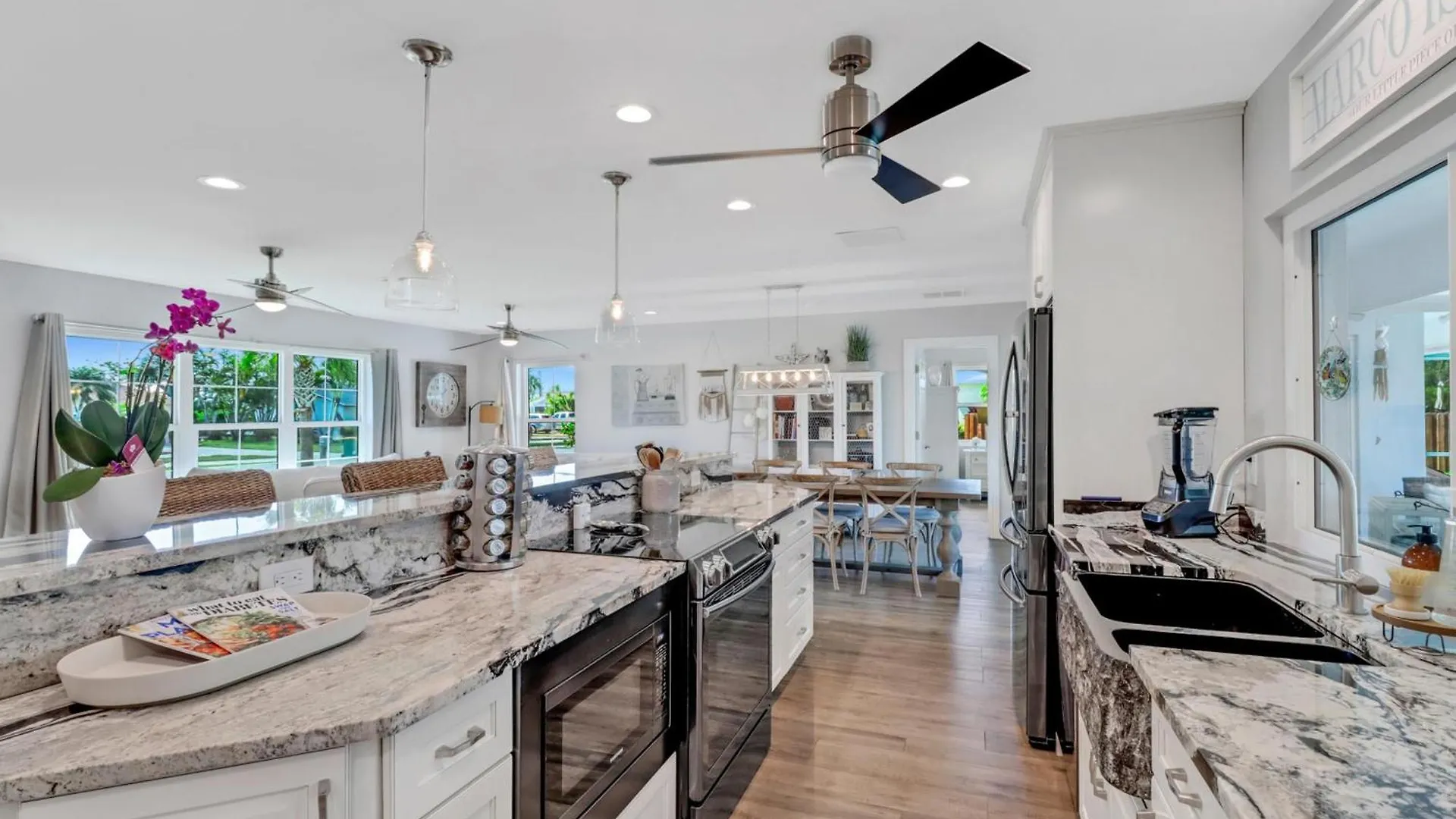 בית נופש Inviting Lakeview L Pool L Close To Beaches *