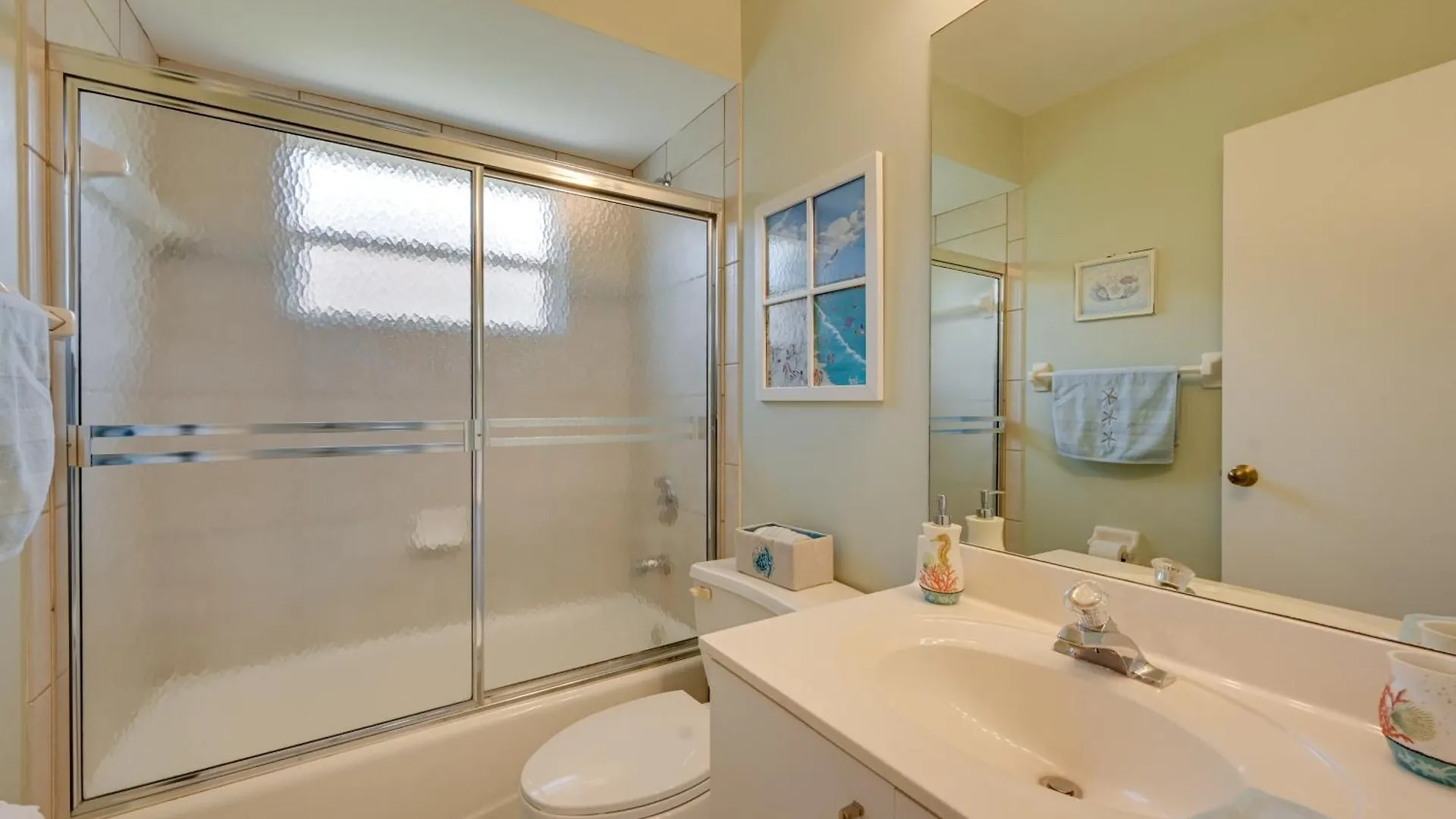 Sunny House Less Than 3 Blocks To Beach! Holiday home Marco Island
