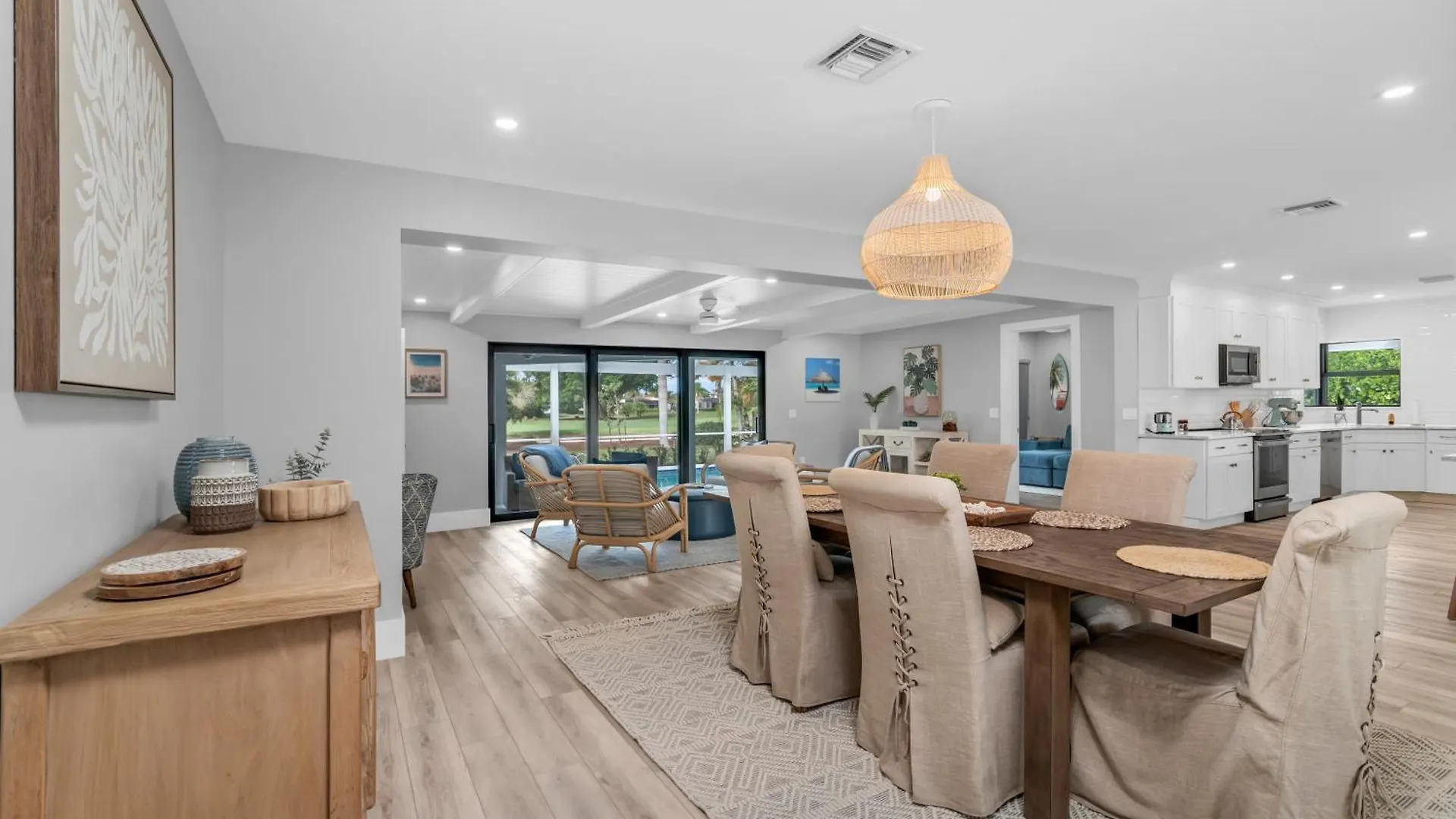 Golf-view House I $300k Reno On Prestigious Island Country Club *