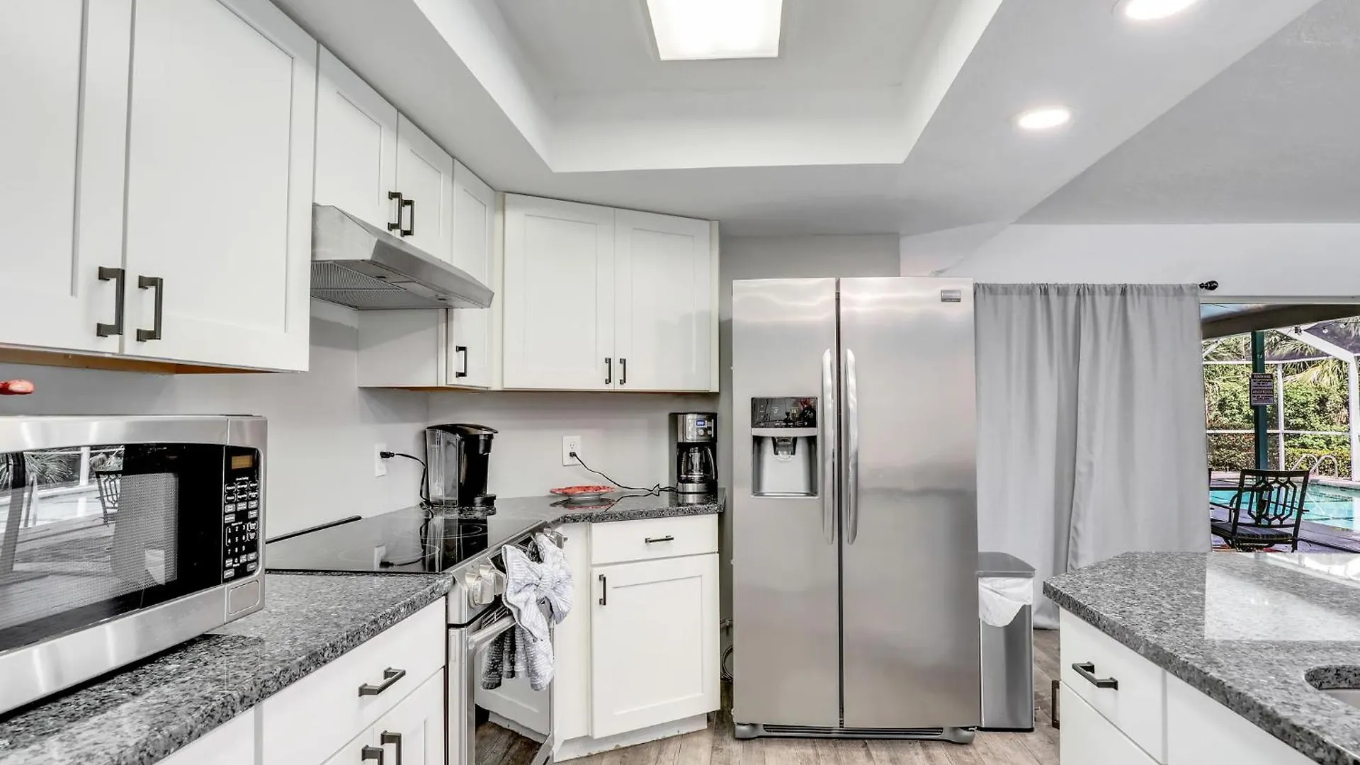 Semesterbostad 5 Beds 3 Bdr 2 Bath Heated Pool, Grill, Patio Marco Island