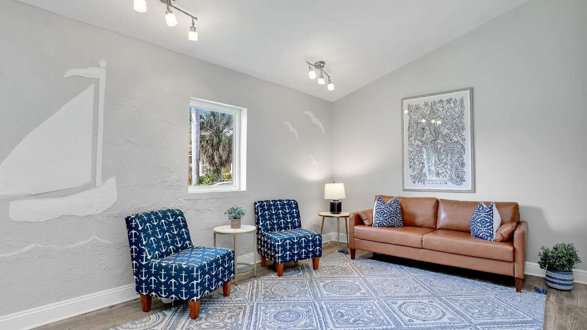 5 Beds 3 Bdr 2 Bath Heated Pool, Grill, Patio * Marco Island