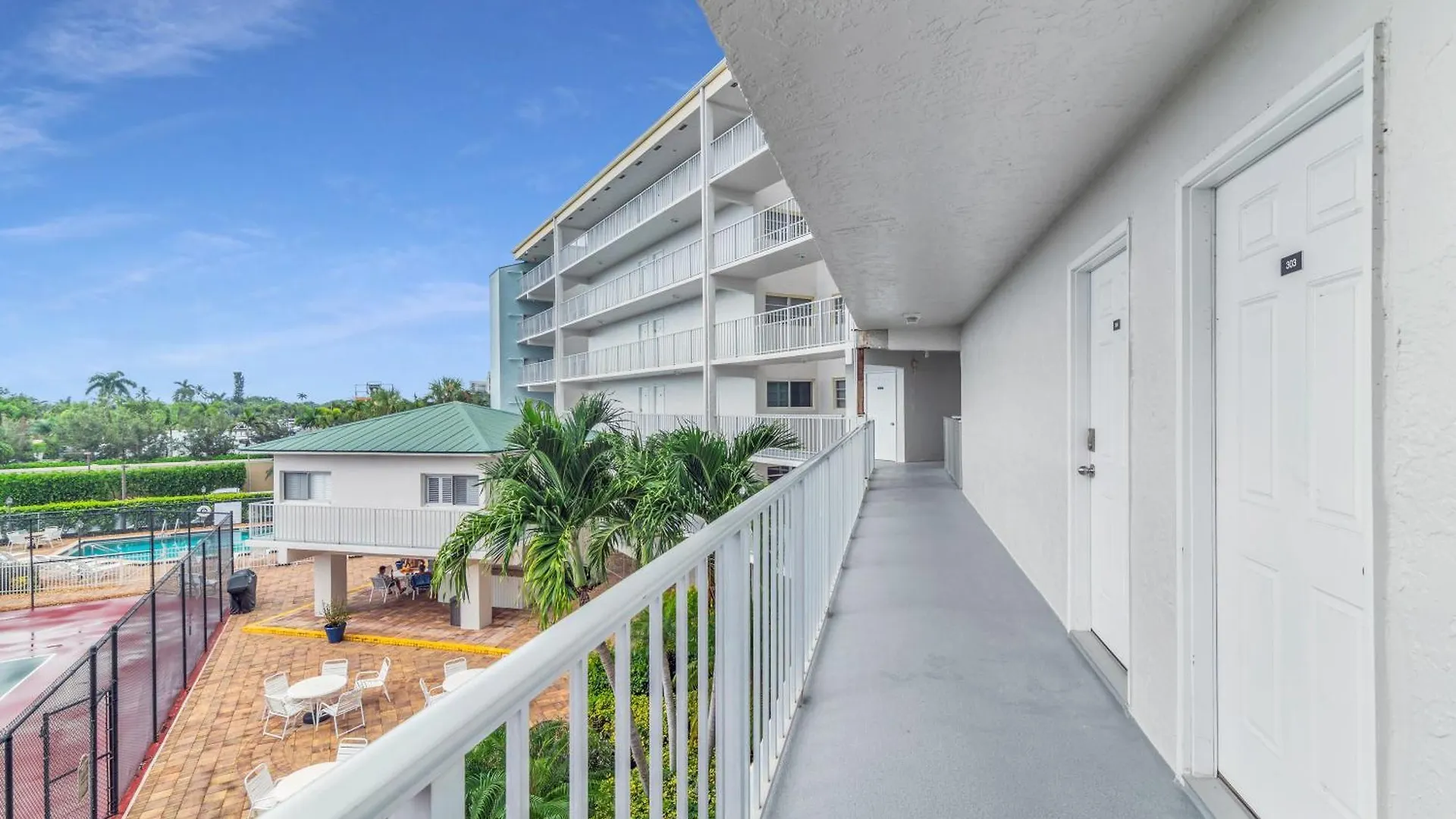 Ideal For Conference @ J.w. Marriott / Access To Beach!! *