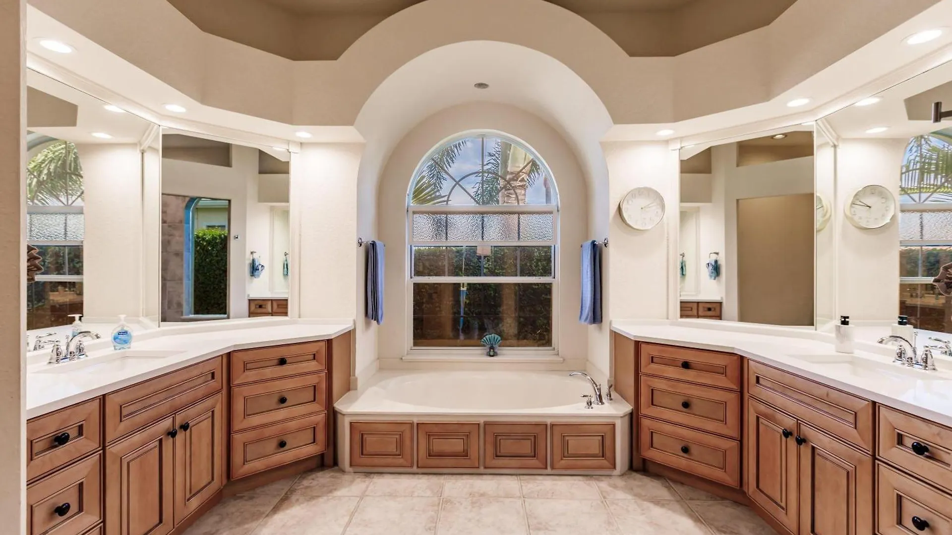 3br Scenic In Marco L Pool L Hot Tub