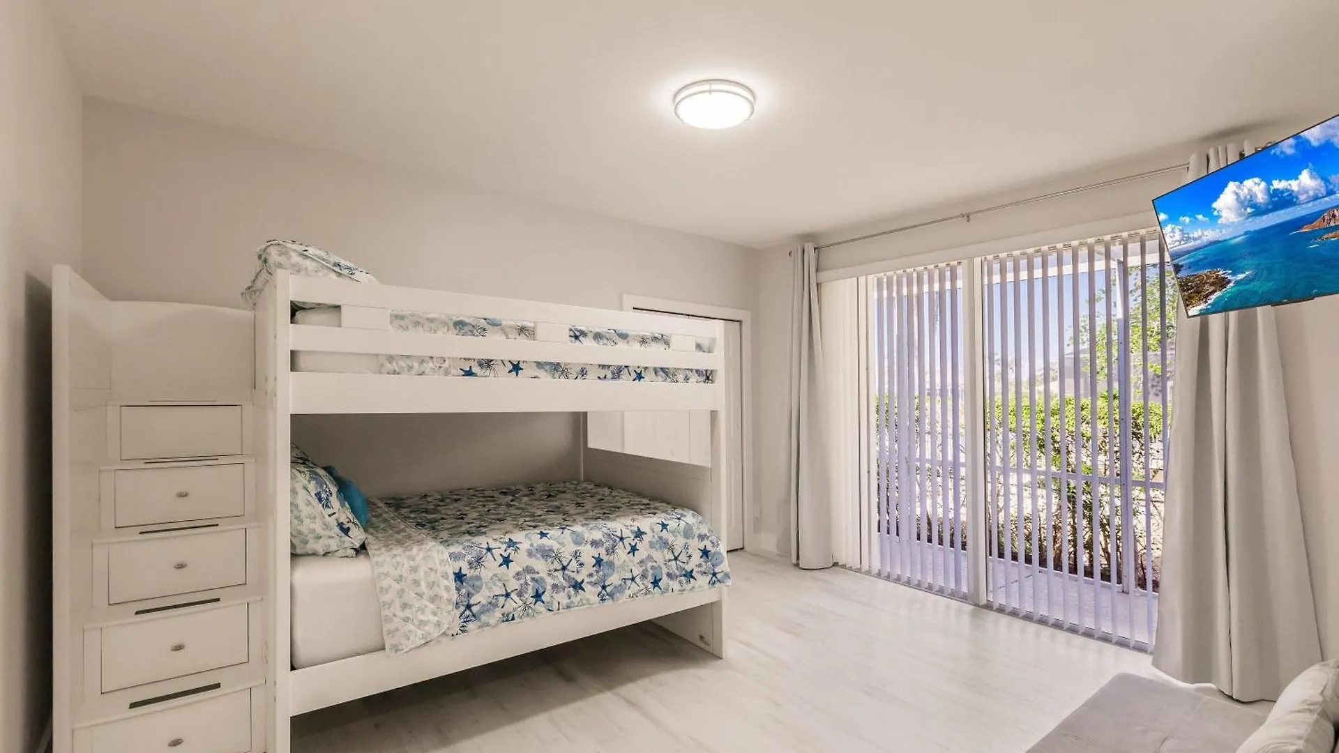Σπίτι διακοπών Vibrant 4br L Pool L Jacuzzi L Game *
