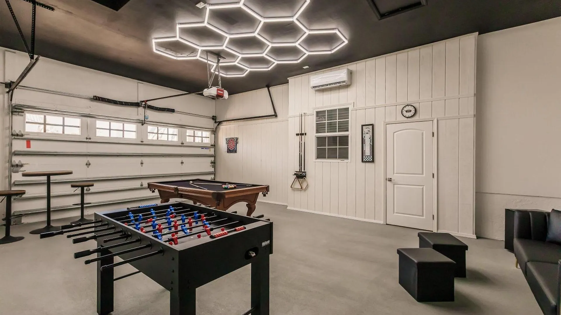 Vibrant 4br L Pool L Jacuzzi L Game Σπίτι διακοπών *