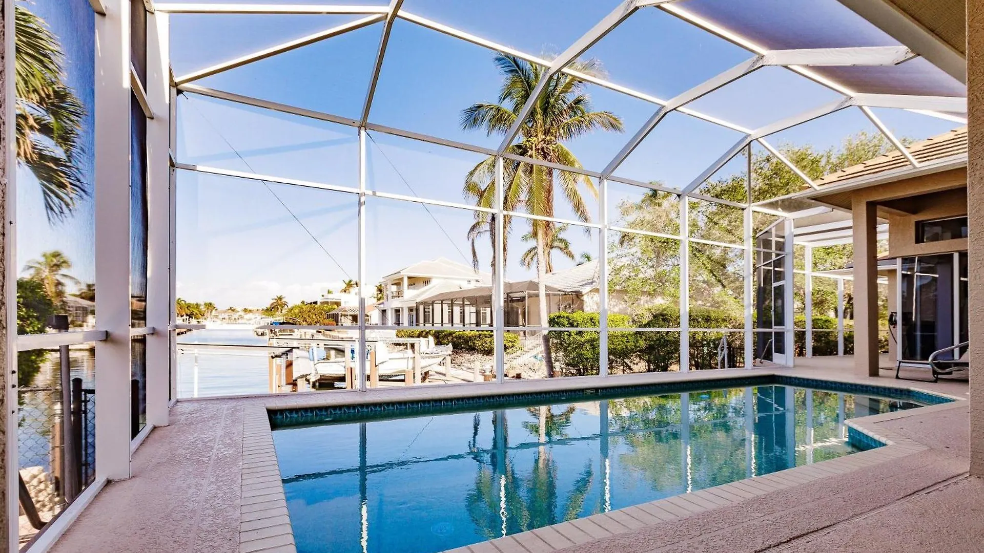 Vibrant 4br L Pool L Jacuzzi L Game Σπίτι διακοπών Marco Island