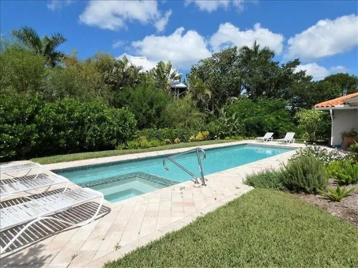度假居 Big Pool, 10 Minute Walk To Beach, Luxurious Bath *