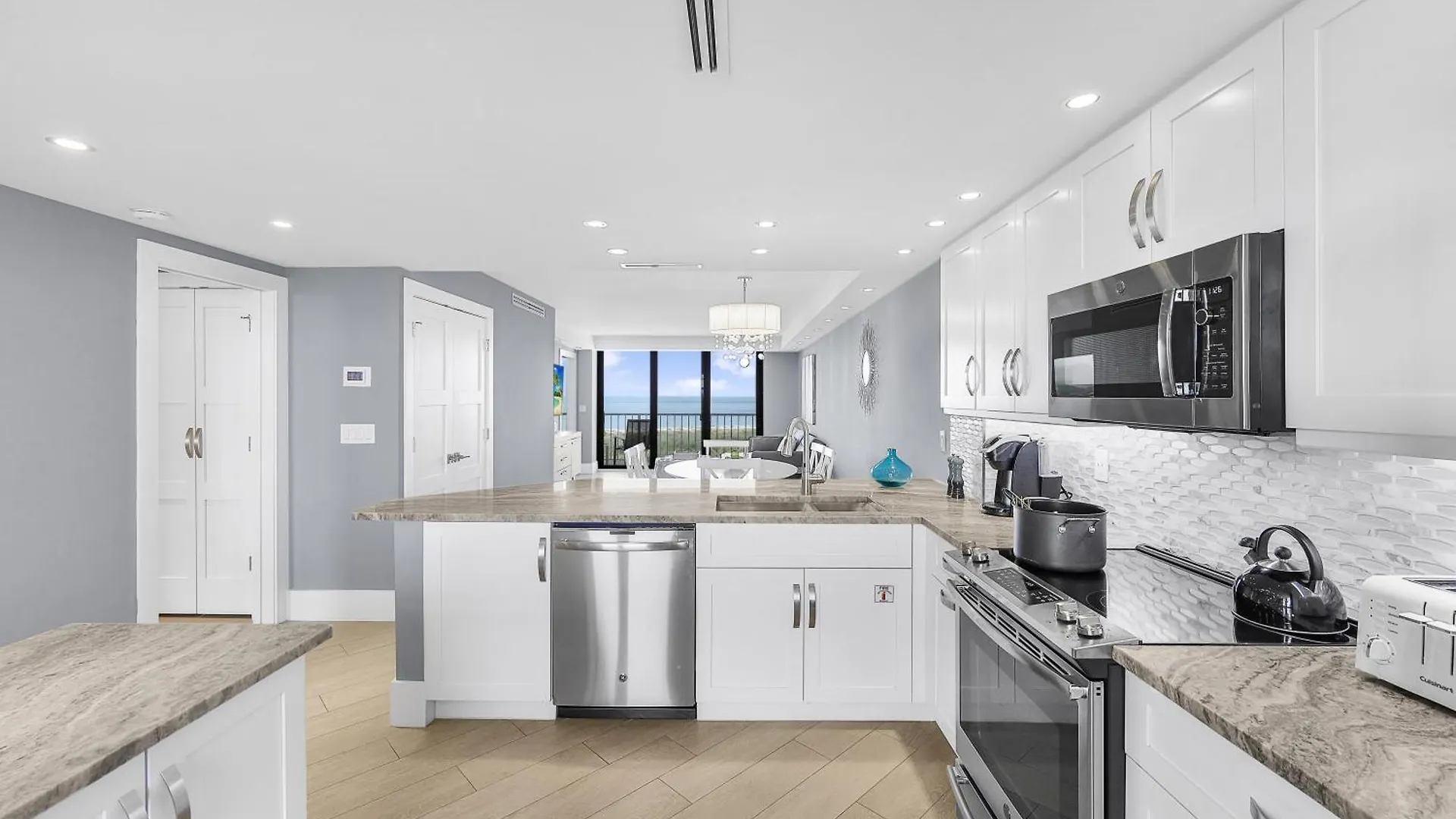South Seas Tower 3-1202