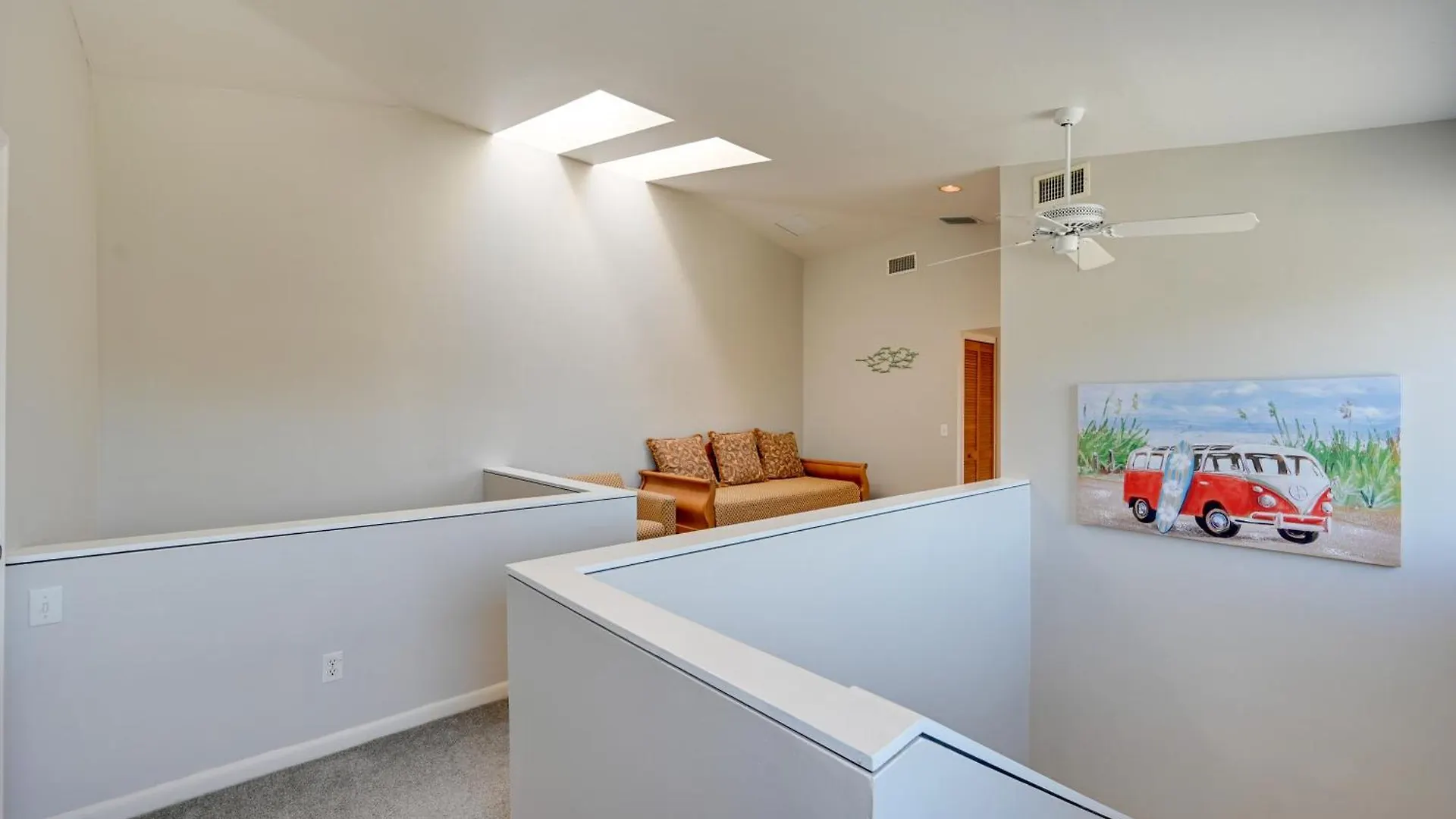 Sunny Gem With Shared Pool And Dock! Ferienhaus *