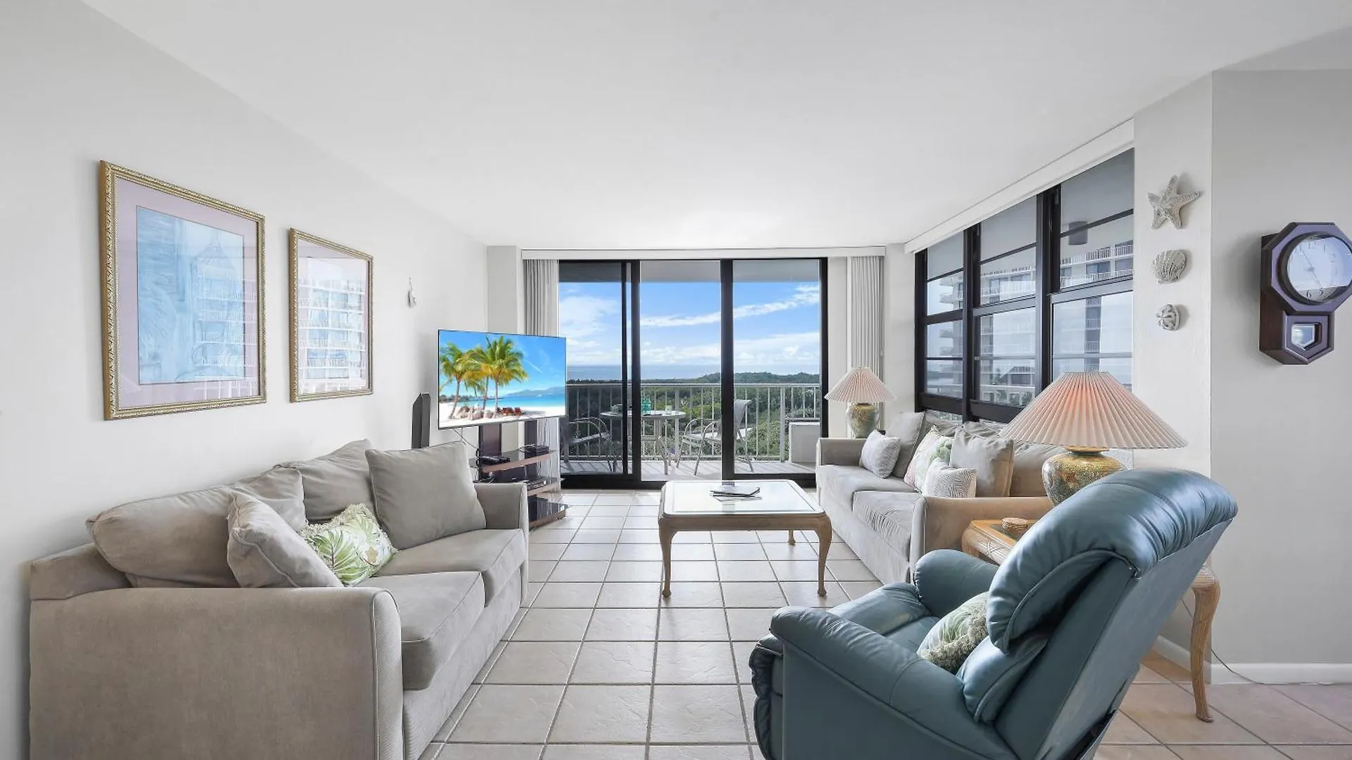 South Seas Tower 3-603 Feriehus