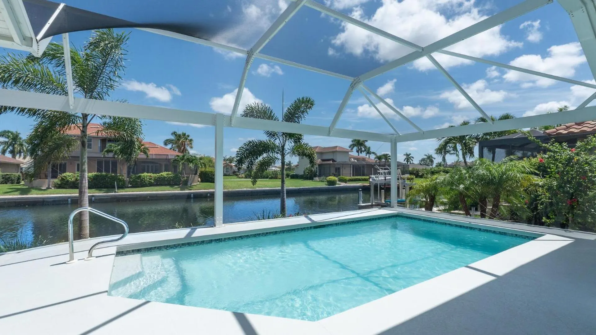 930 Olive Court Holiday home