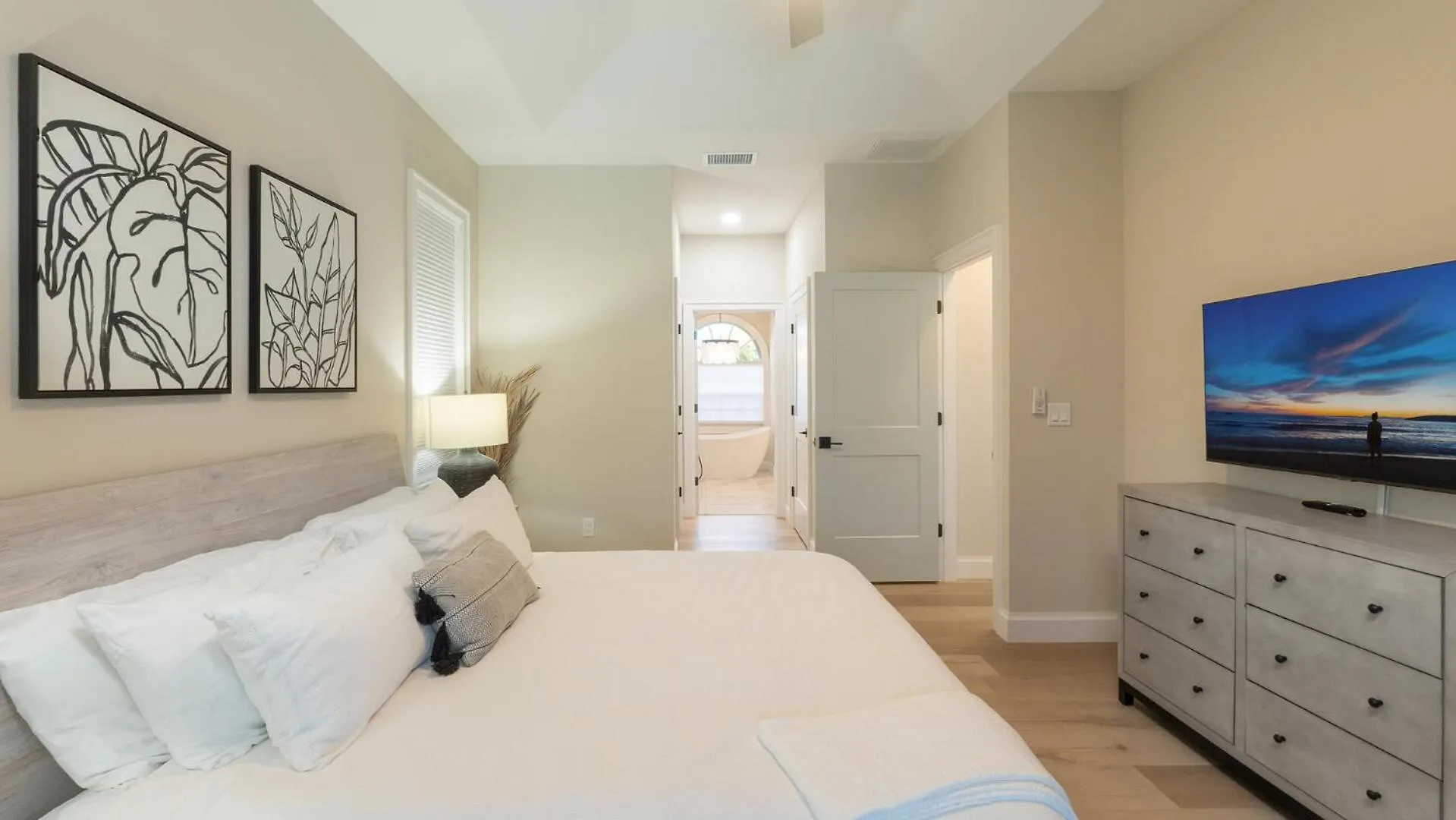 930 Olive Court Holiday home *