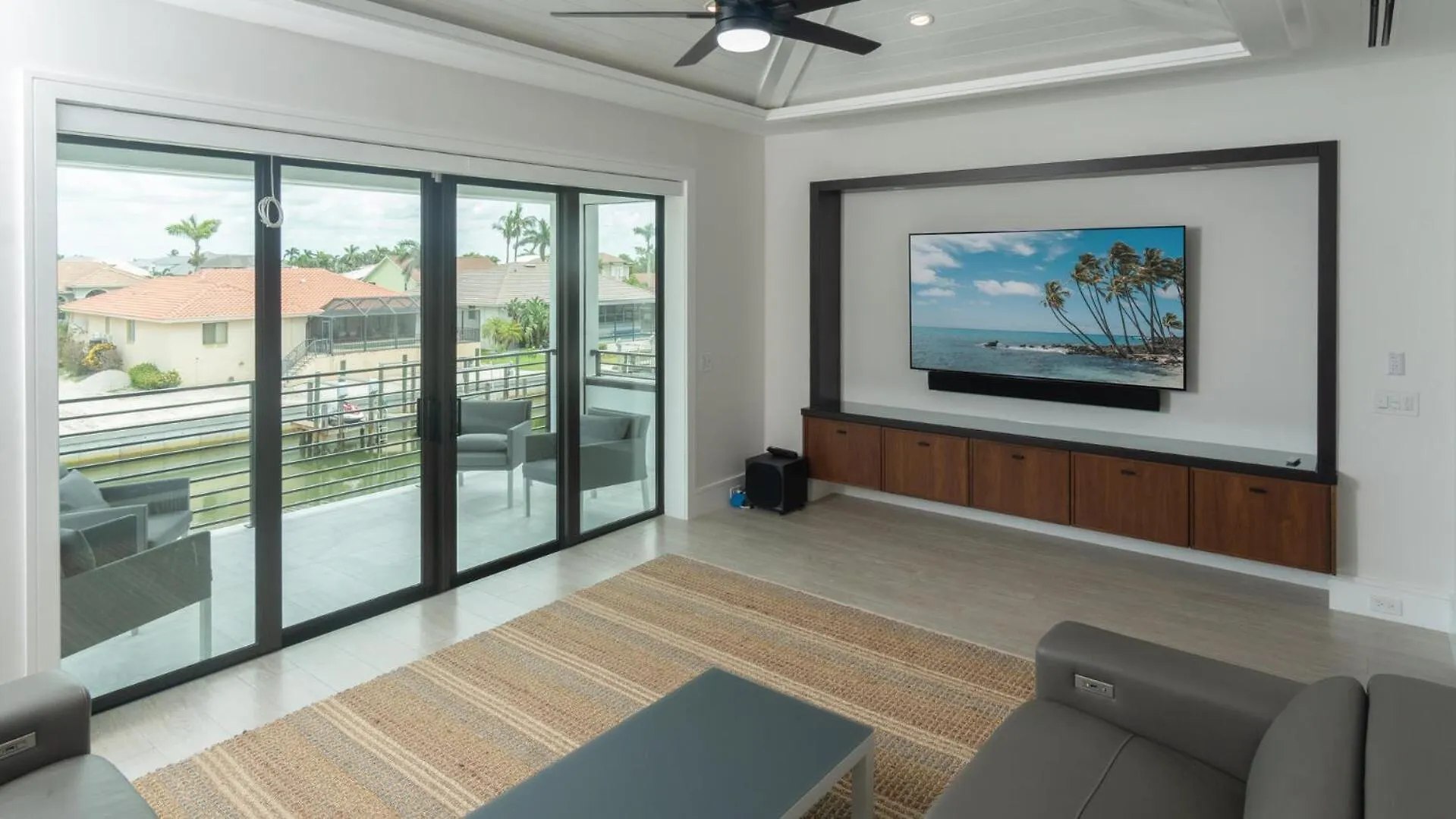 펜션 1110 Abbeville Court