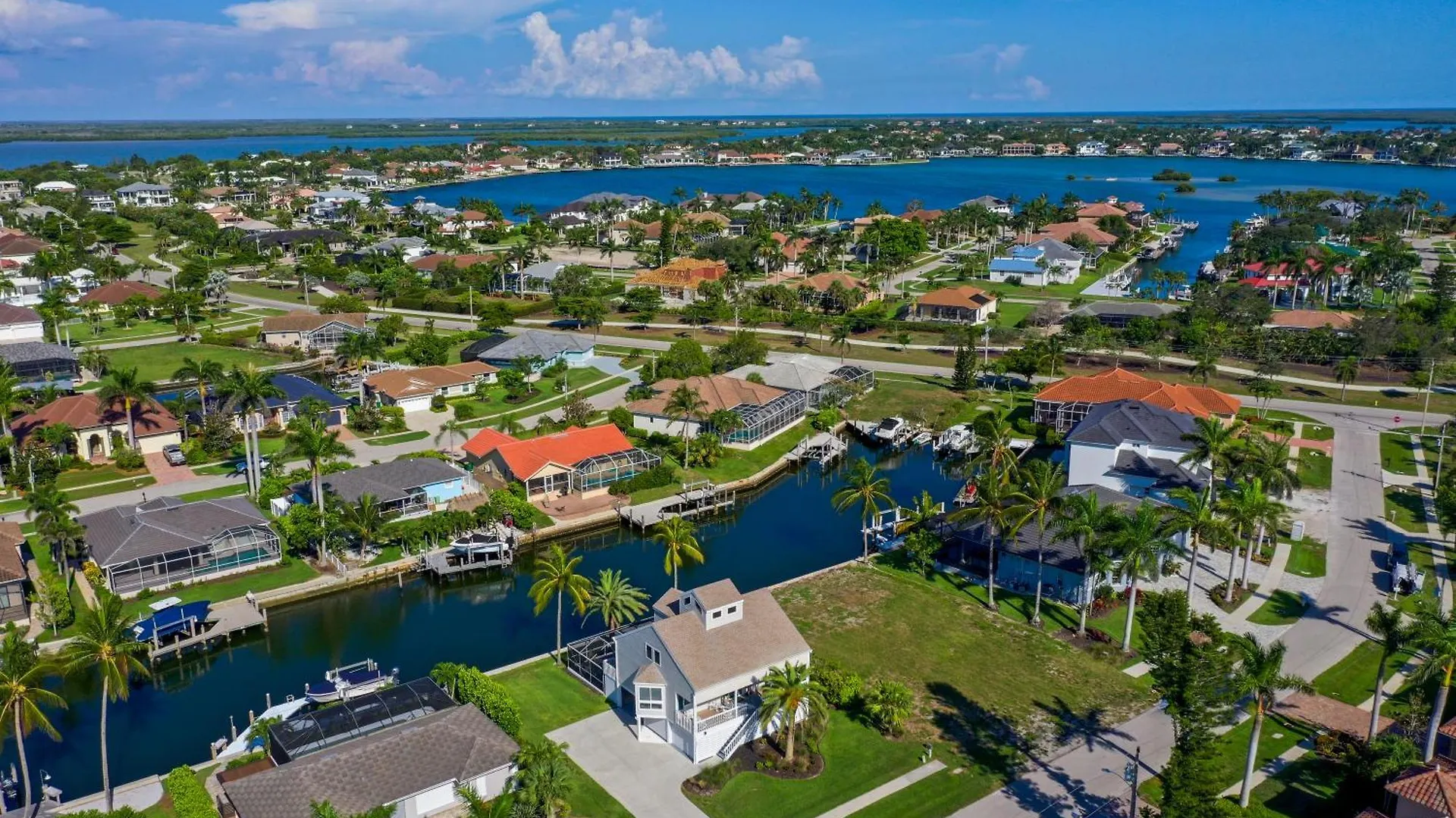 بيت للعطل A Splash Of Paradise I Waterfront 3 Bed On