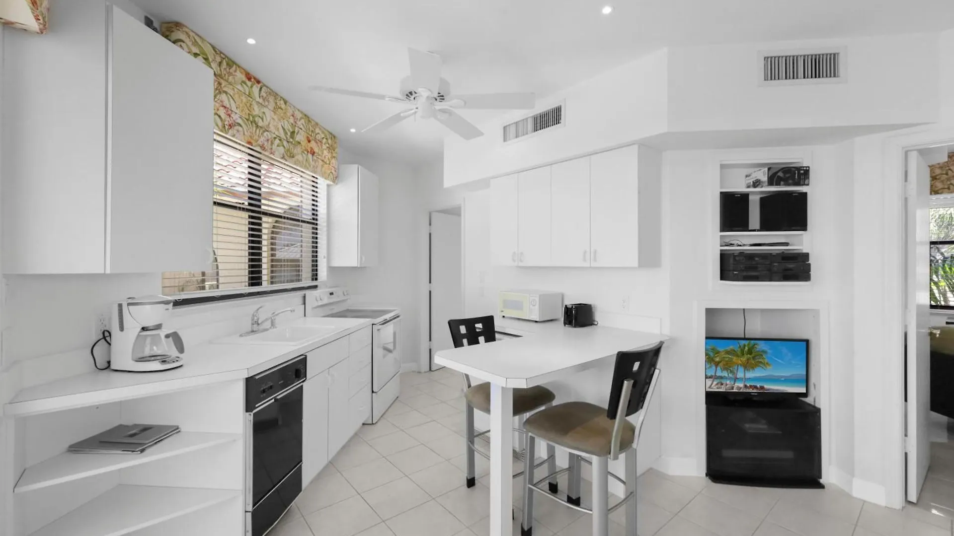 695 Embassy Court Dom wakacyjny Marco Island