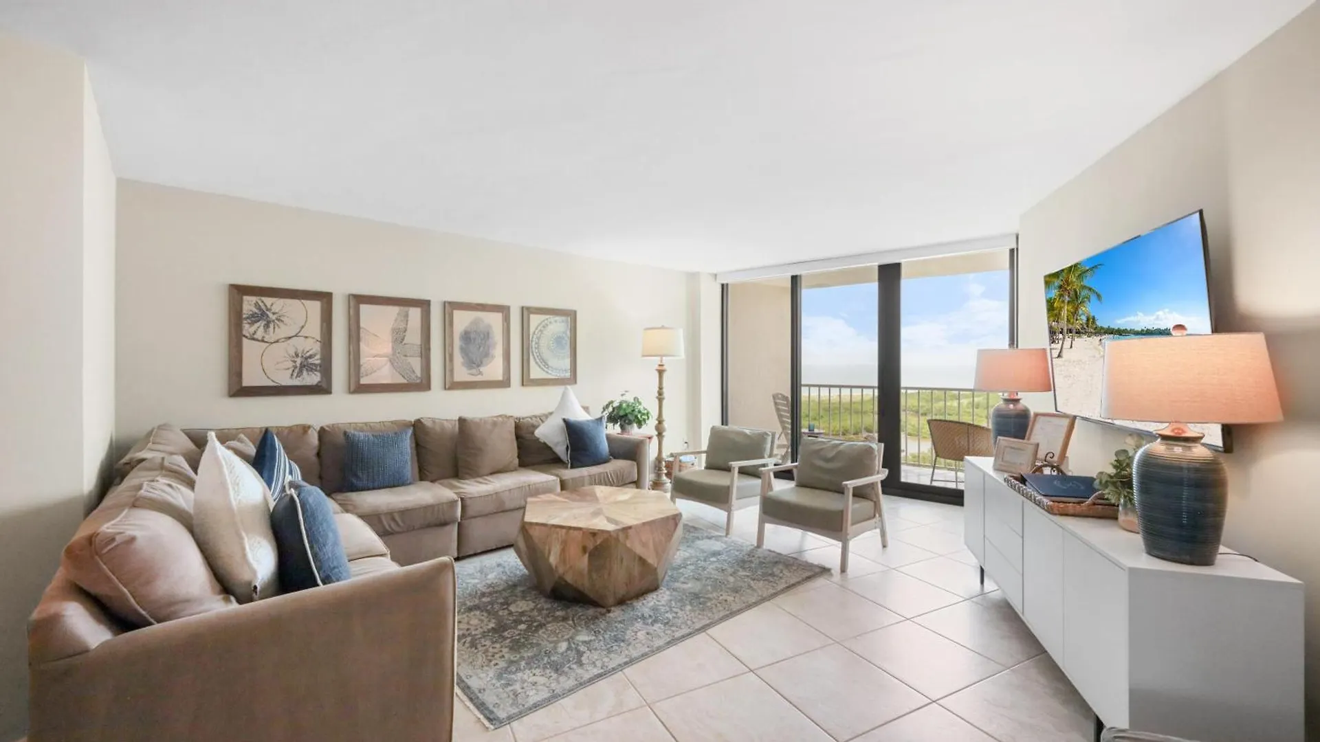 South Seas Tower 3-1401 *