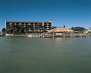 Hotel Sunrise Bay And Club
